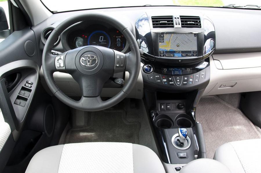  Toyota RAV4 EV 2012 года  (фото 80 из 107)